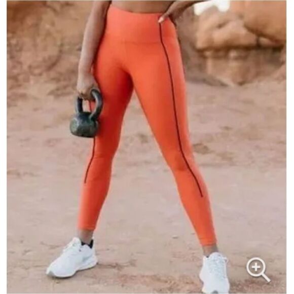 Zyia Active Burnt Orange Ribbed Premium 7/8 Leggings Size 6-8 - Picture 1 of 10